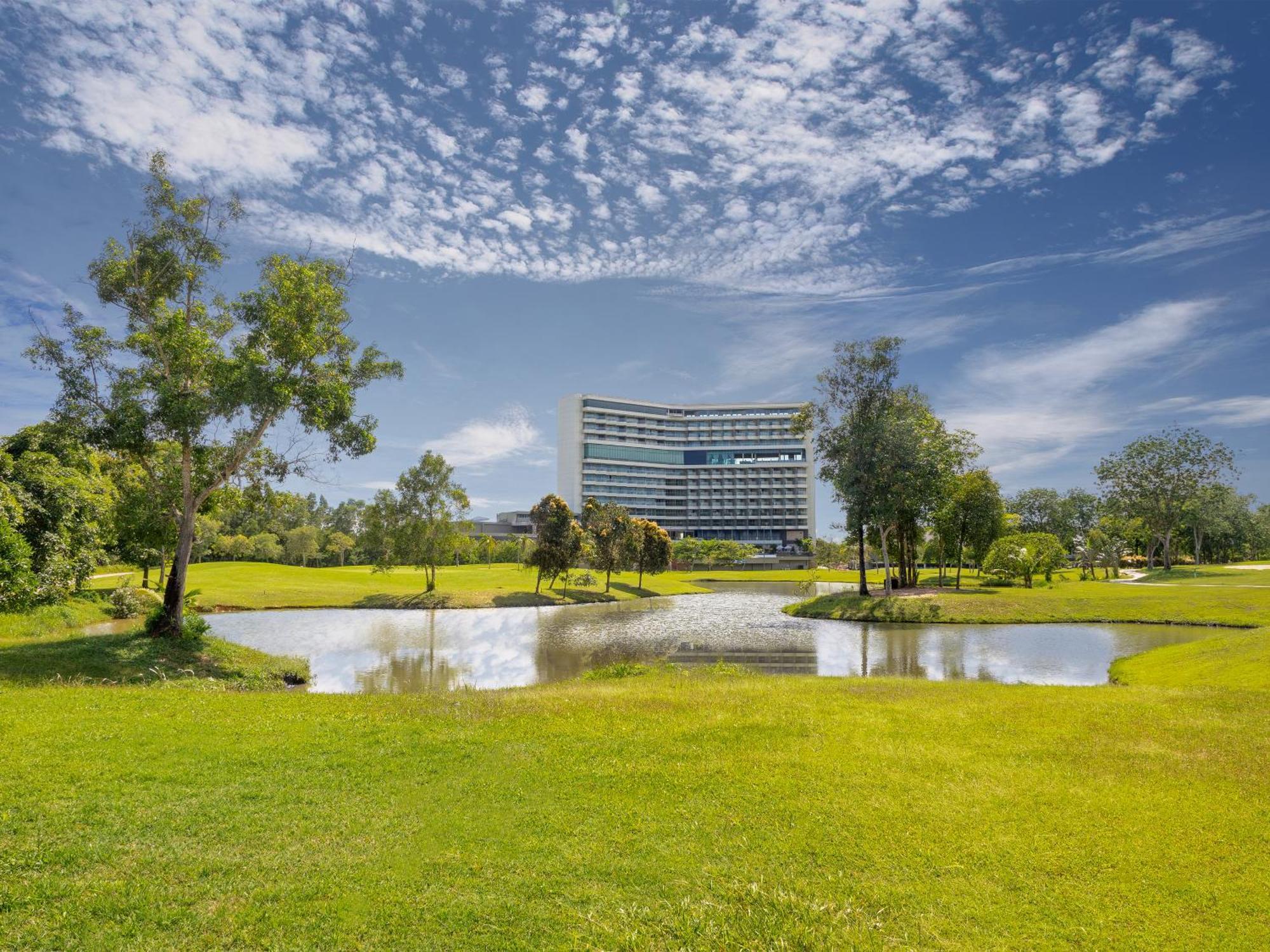 Radisson Golf & Convention Center Batam Hotel Eksteriør billede